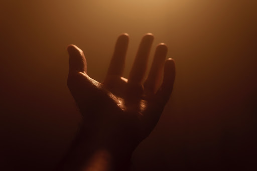hand-outstretched